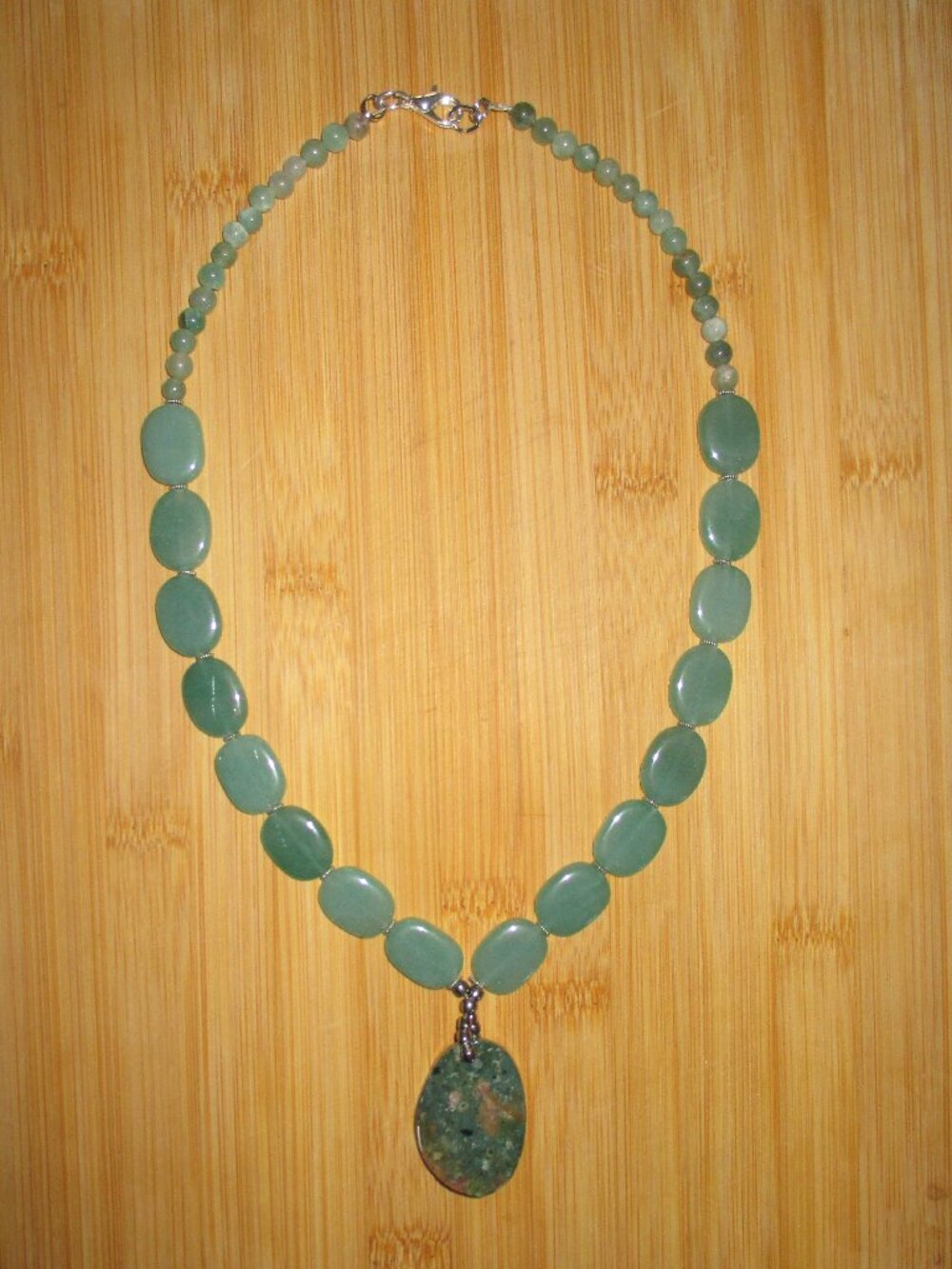AVENTURINE gemstone necklace